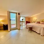 Hotel Hotel Scilla 3*