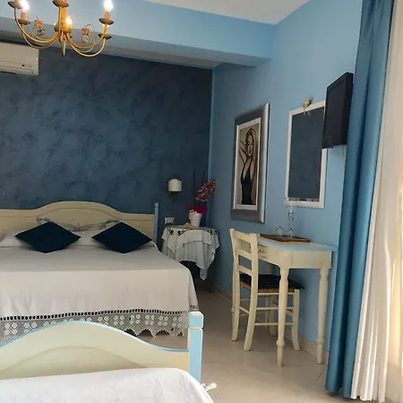 Hotel Scilla 3* سيلا