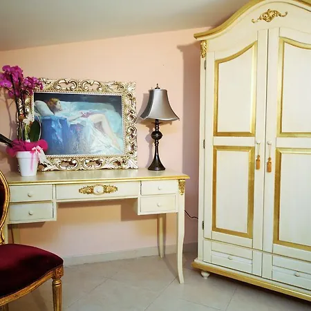 Hotel Scilla 3*