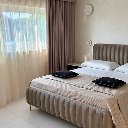 Hotel Scilla 3*