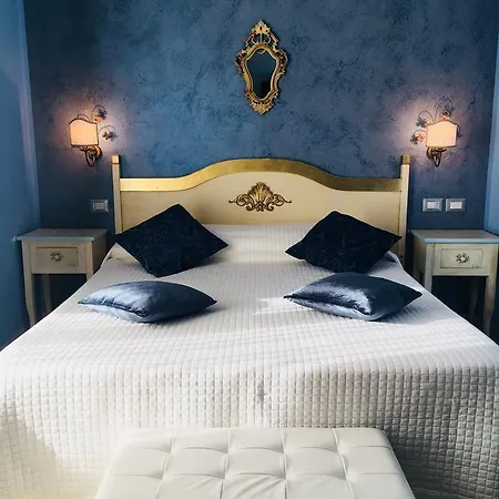 מלון Hotel Scilla שילה