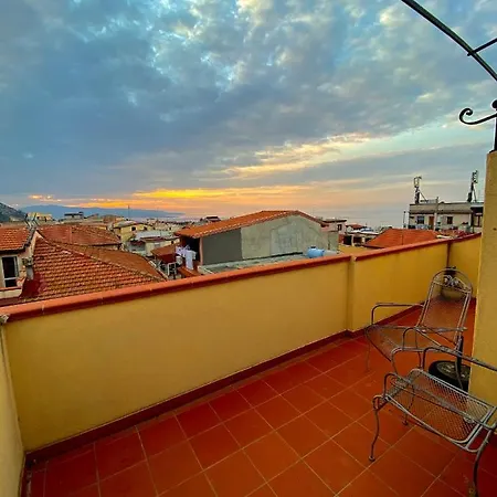 Hotel Scilla 3*