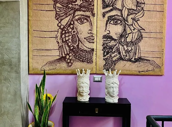 Hotel Scilla מלון