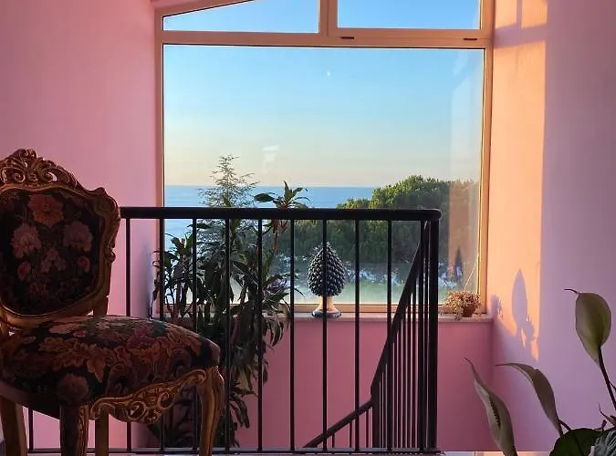 Hotel Scilla 3* שילה